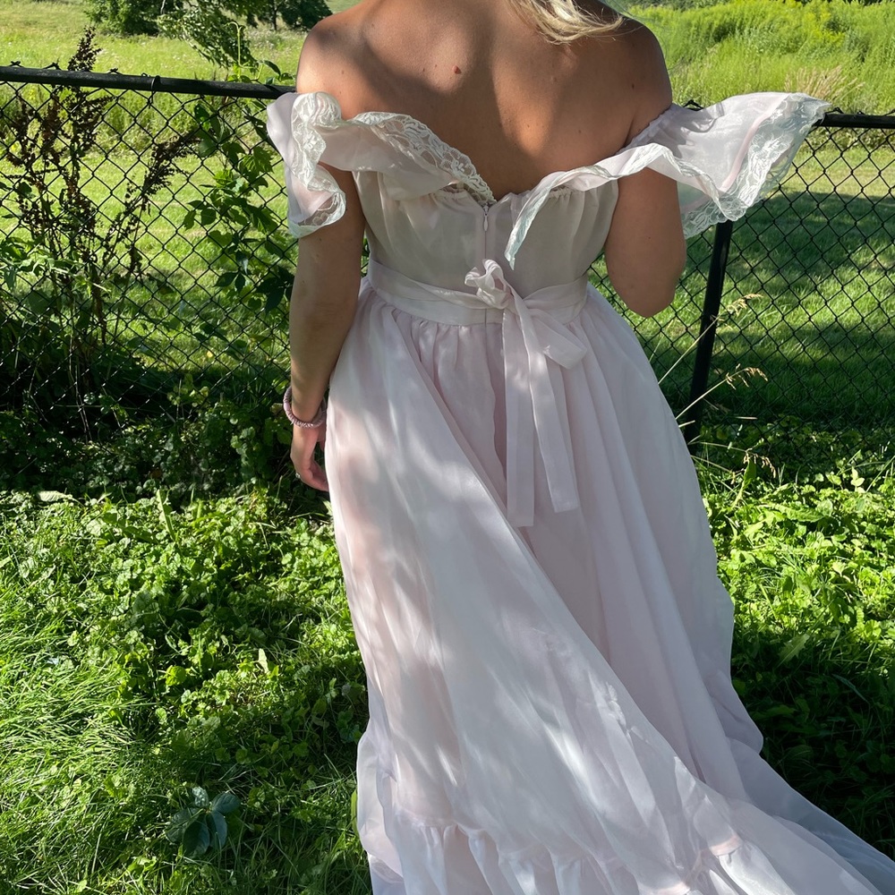 SELKIE The Romance Novel Dress - Picture 9 of 13